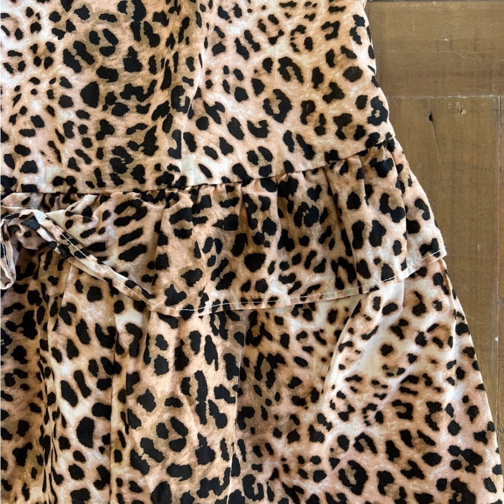 Janie and jack leopard short romper - Picture 2 of 6